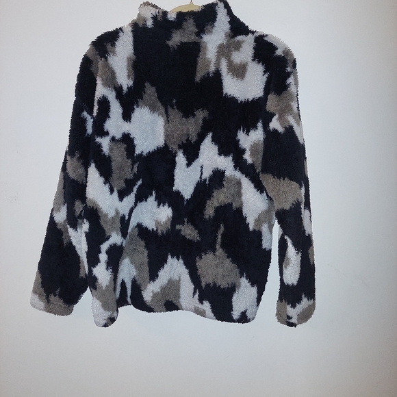 Faux fur sweater - Picture 2 of 4